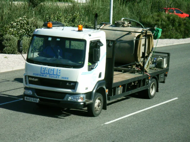 Eagle Portable Toilet Hire WA03SUU DAFTRUCKS FA LF45.150 DROPSIDE LORRY 5880cc (07/07/2003) DIESEL. Which portable restroom rental equipment actually belongs on the truck?